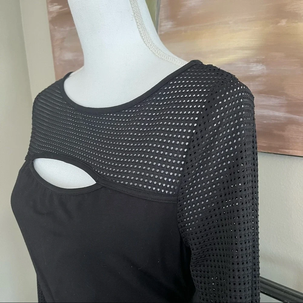 Cache Dress - Picture 3 of 5